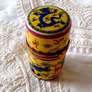 Chinese Ceramic Jewelry Holder